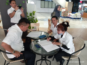 Penanda Tanganan AKTA oleh ibu Maca Kencono